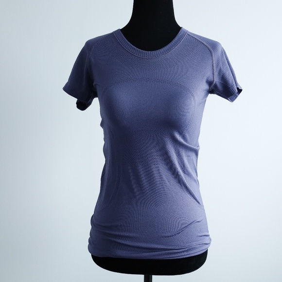 lululemon athletica Tops - ⭐️HOST PICK⭐️ Lululemon Swiftly Tech Shirt